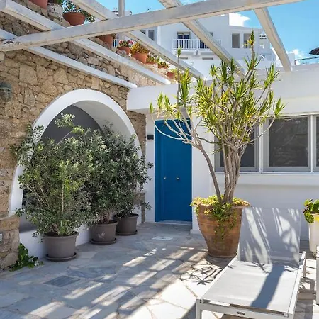 Callisti With Pool View And Calypso Upper Floor With Sea View Mykonos Town