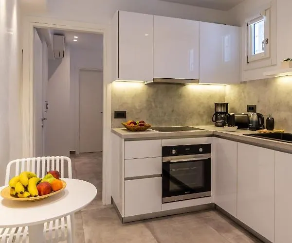 Callisti With Pool View And Calypso Upper Floor With Sea View Apartmán *