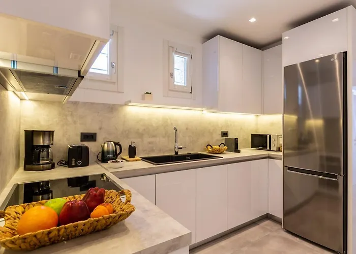 Apartmán Callisti With Pool View And Calypso Upper Floor With Sea View *