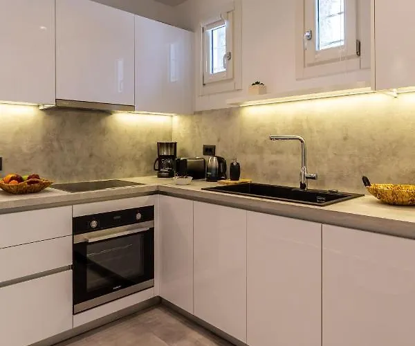 Callisti With Pool View And Calypso Upper Floor With Sea View Apartmán Mykonos Town