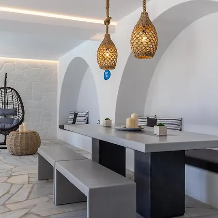 Callisti With Pool View And Calypso Upper Floor With Sea View *