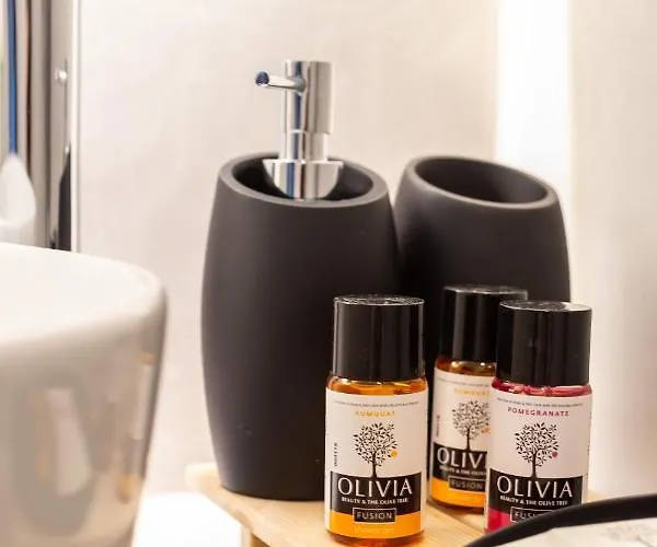 公寓 Callisti With Pool View And Calypso Upper Floor With Sea View