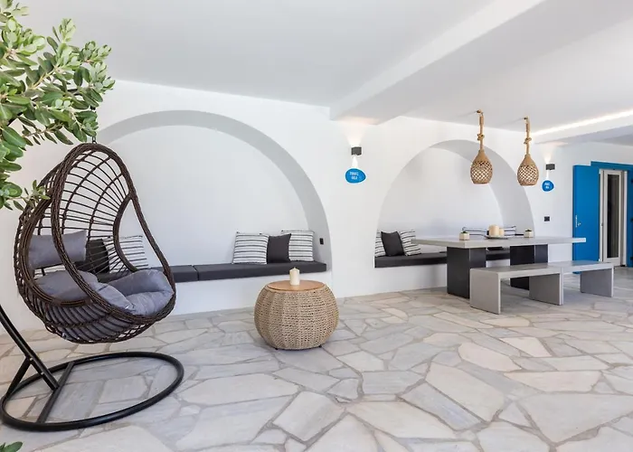 Callisti With Pool View And Calypso Upper Floor With Sea View דירה