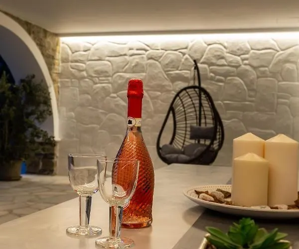 公寓 Callisti With Pool View And Calypso Upper Floor With Sea View *