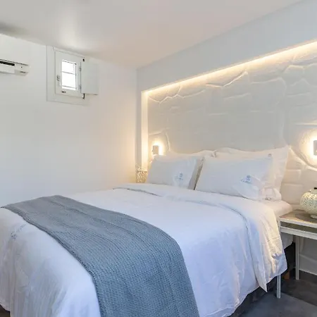 Callisti With Pool View And Calypso Upper Floor With Sea View 아파트 *