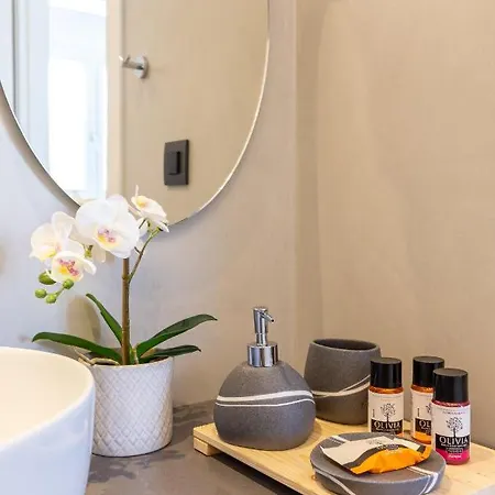 Callisti With Pool View And Calypso Upper Floor With Sea View