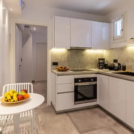 Callisti With Pool View And Calypso Upper Floor With Sea View Апартаменты *