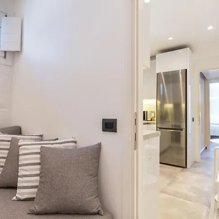 Апартаменты Callisti With Pool View And Calypso Upper Floor With Sea View