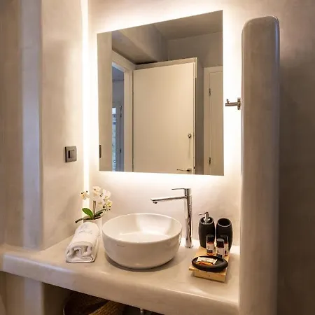 아파트 Callisti With Pool View And Calypso Upper Floor With Sea View Mykonos Town