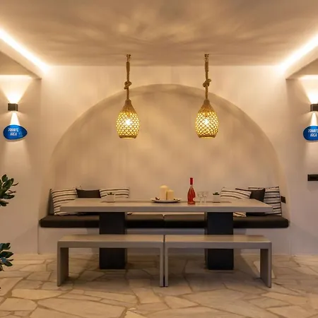 Callisti With Pool View And Calypso Upper Floor With Sea View * Mykonos Town