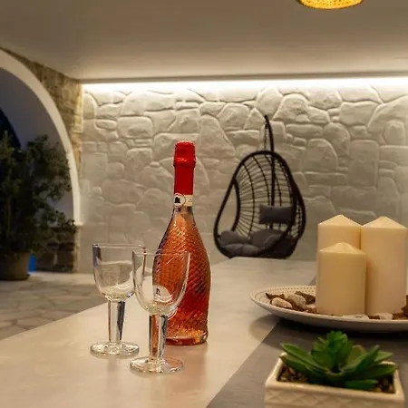 Апартаменты Callisti With Pool View And Calypso Upper Floor With Sea View *