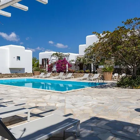 Callisti With Pool View And Calypso Upper Floor With Sea View Apartman Mykonos Town