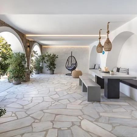 Callisti With Pool View And Calypso Upper Floor With Sea View Apartman Mykonos Town