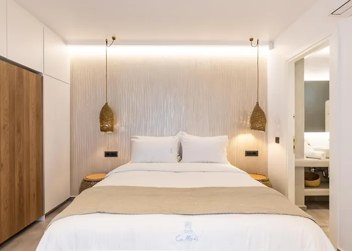 Callisti With Pool View And Calypso Upper Floor With Sea View Mykonos Town